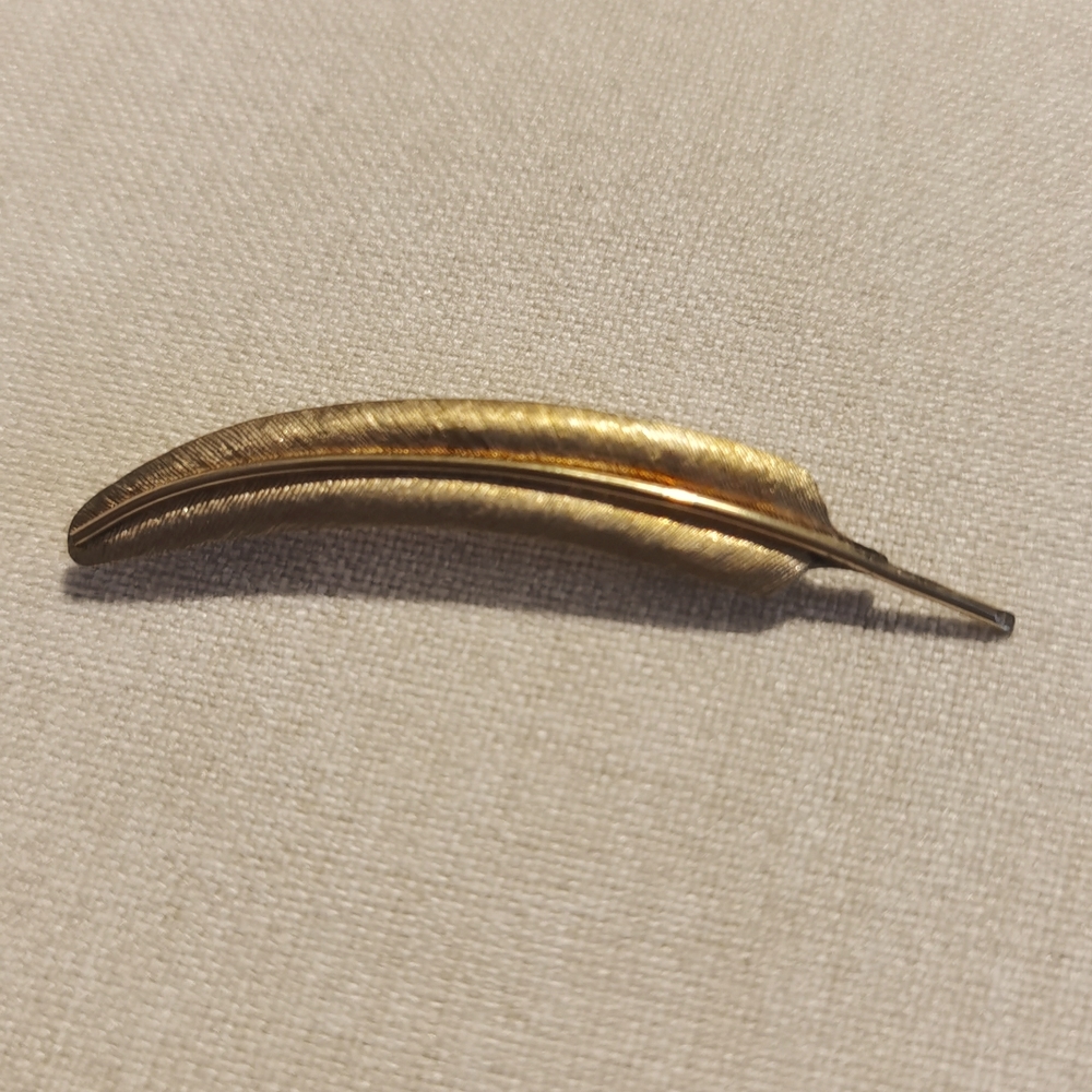 Vintage Harry Bick & Sons HSB 1/20 12KT Gold Filled Feather Brooch Pin 2.75"